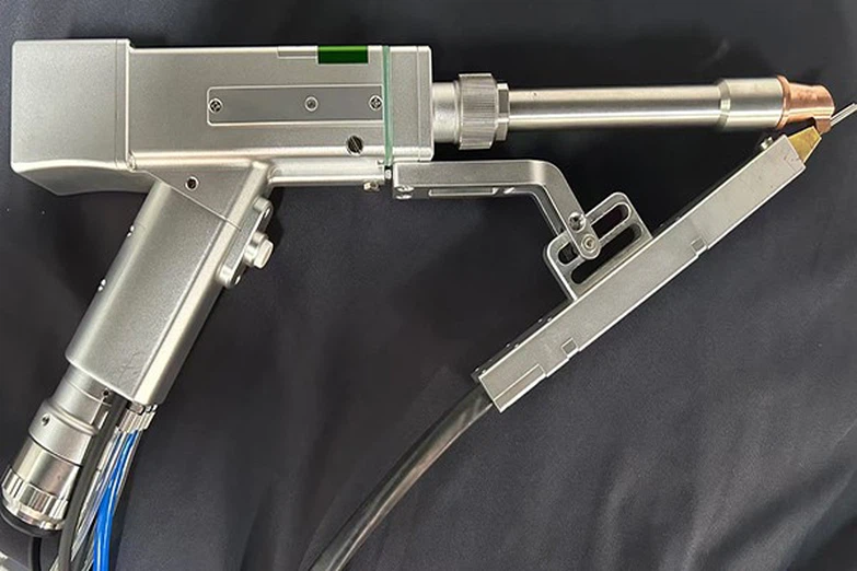6000W 4 in 1 Fiber Continuous Laser Welder head.png