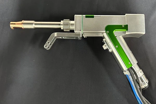 1779933511904224.png 6000W 4 in 1 Fiber Continuous Laser Welding Machine head.png