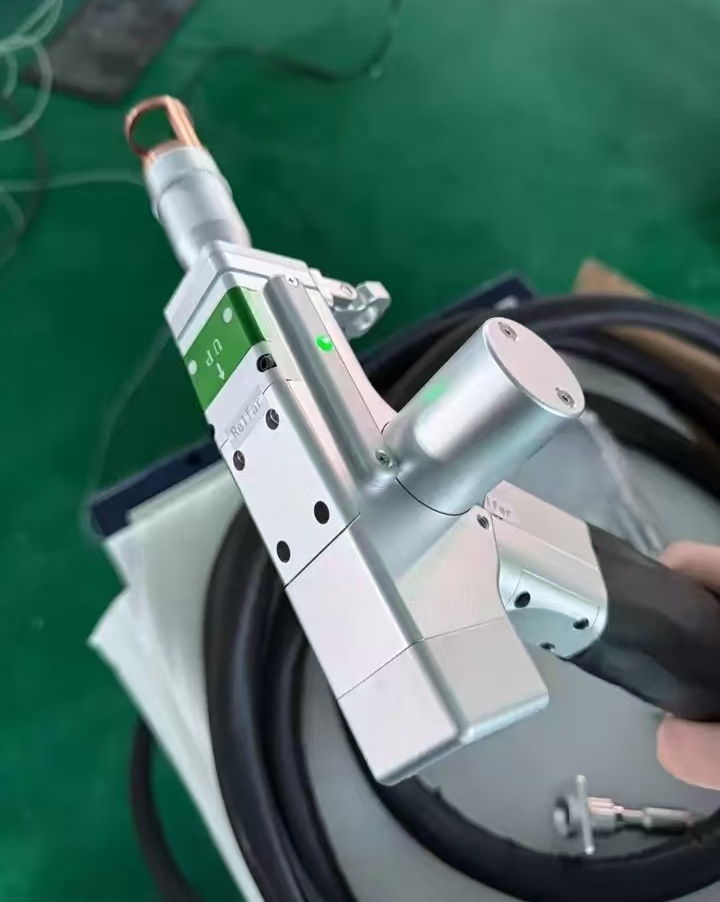 seamless welding battery tab 5in1 laser welding machine reinforcing rib.jpg